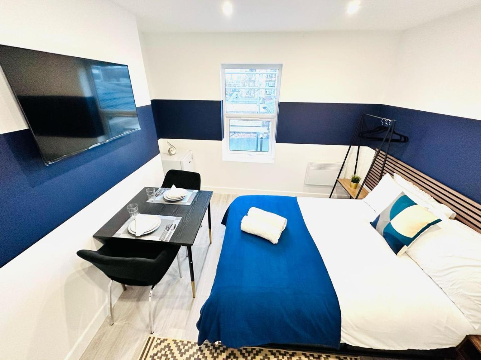 London 58 Blue House City Center Studio, Top Spot Exterior foto