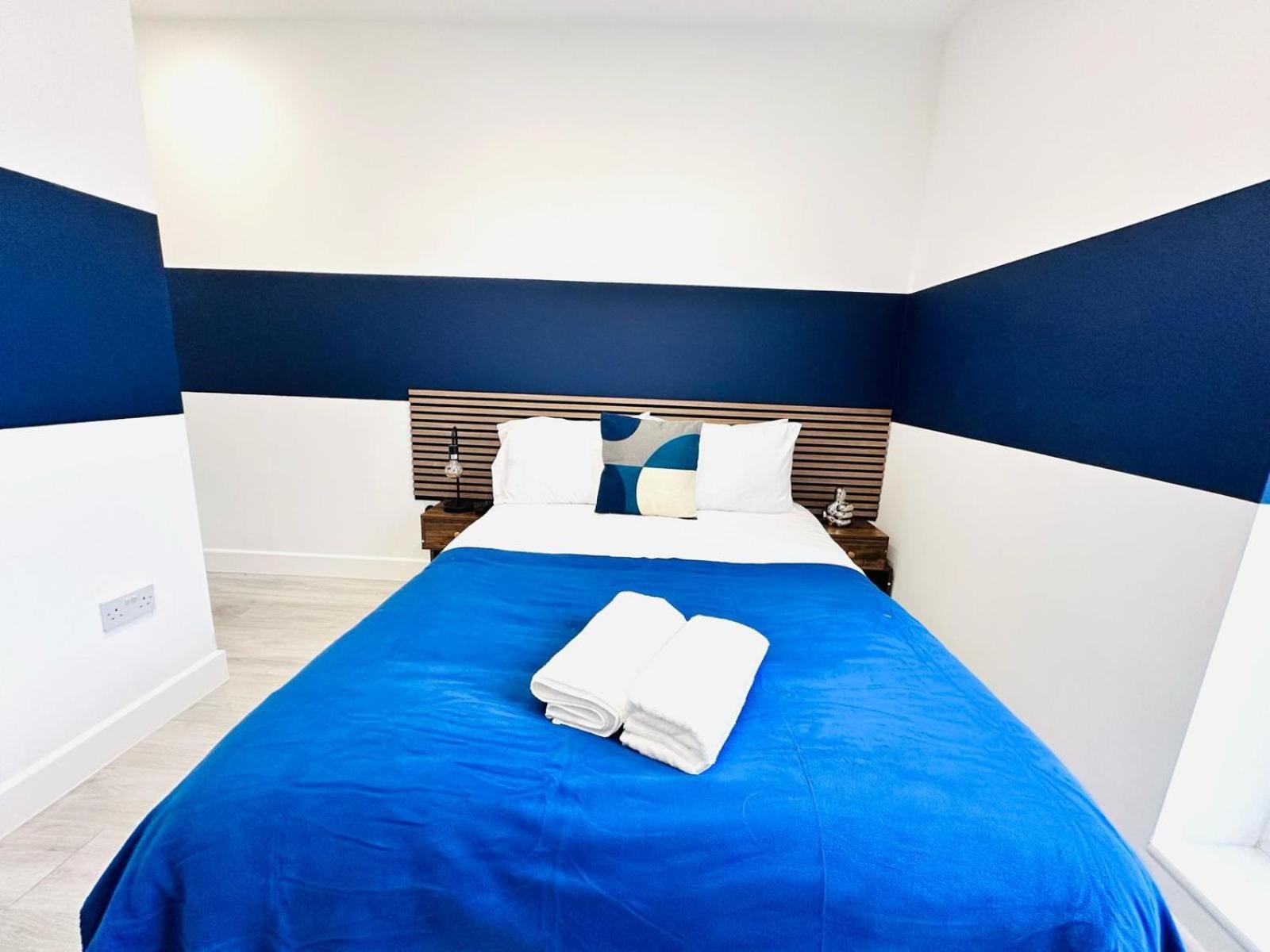 London 58 Blue House City Center Studio, Top Spot Exterior foto