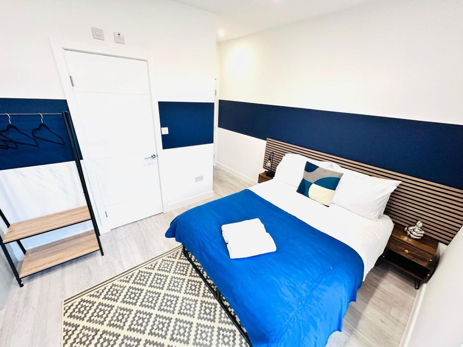 London 58 Blue House City Center Studio, Top Spot Exterior foto