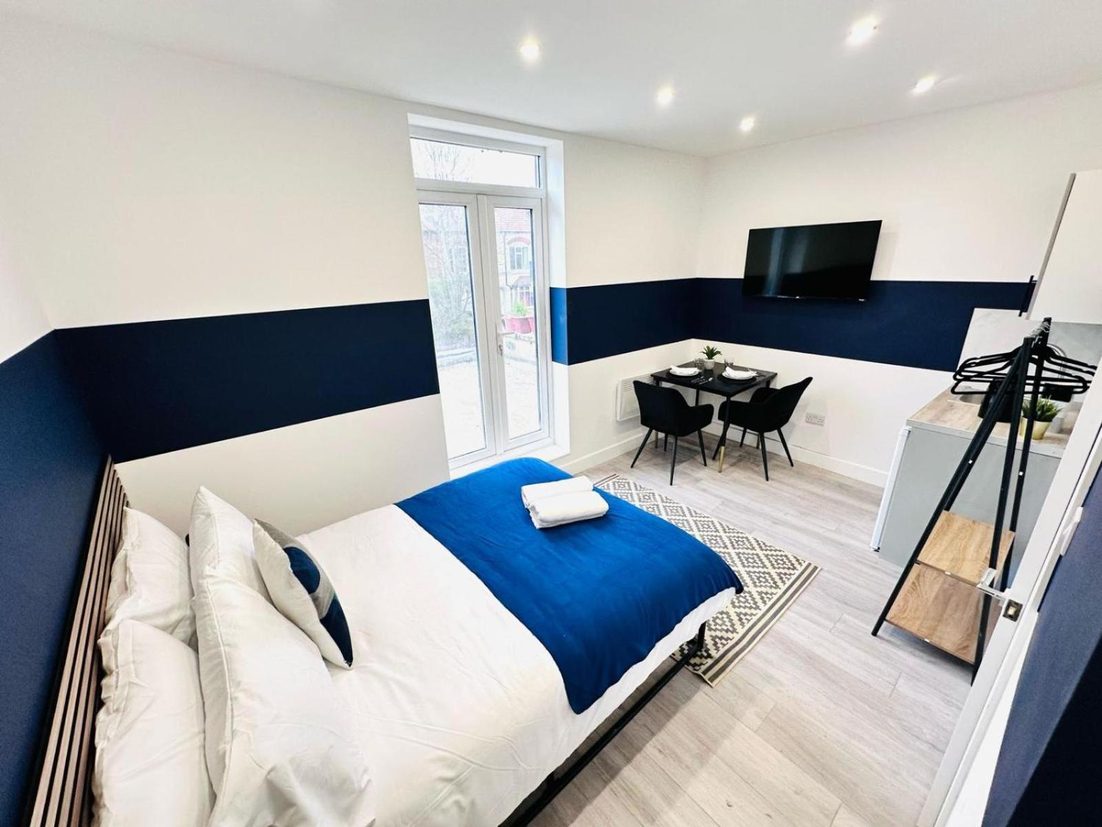 London 58 Blue House City Center Studio, Top Spot Exterior foto